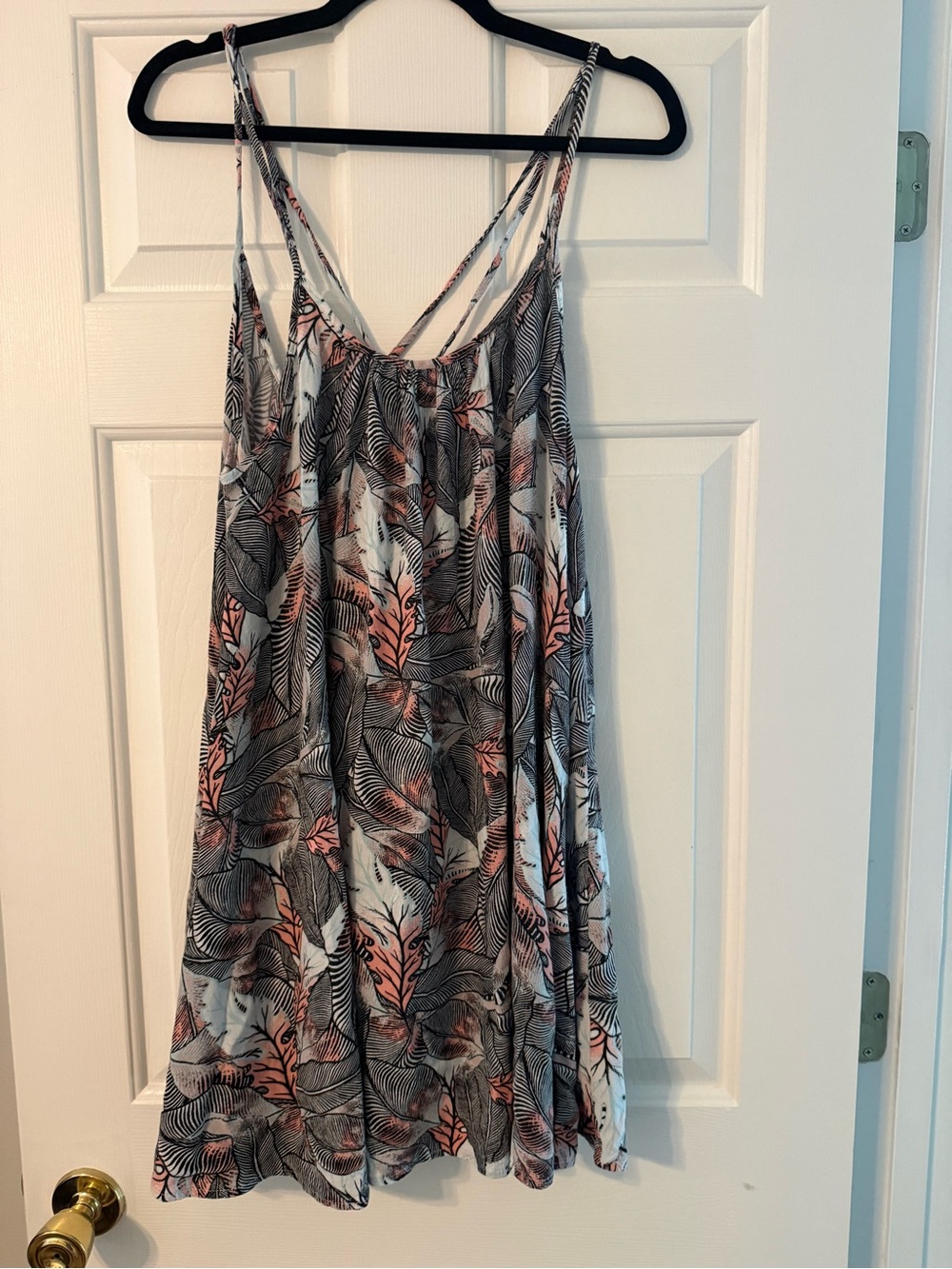 ROXY Dress / Swim Coverup - Picture 5 of 7